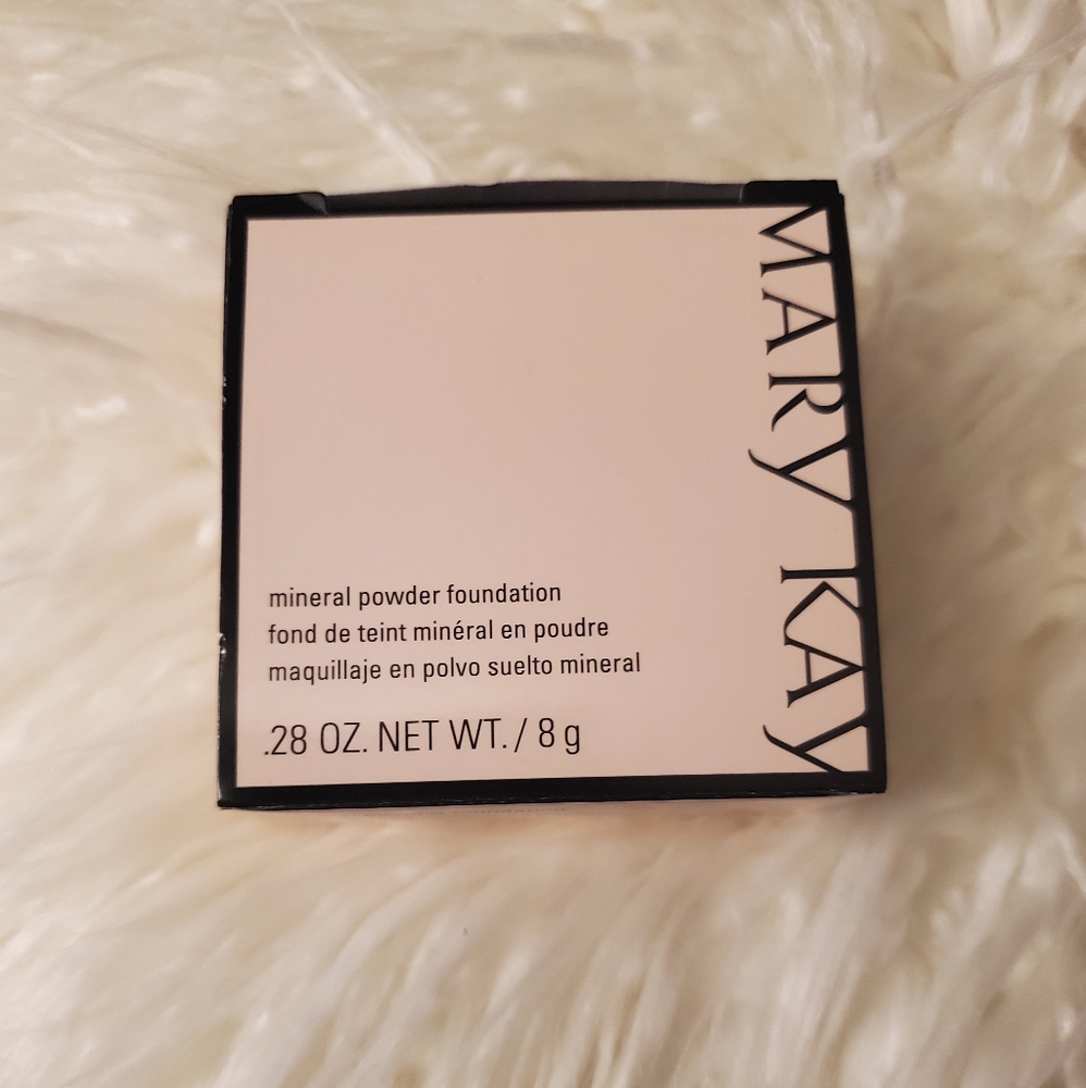 🦋 Mineral Powder Foundation
